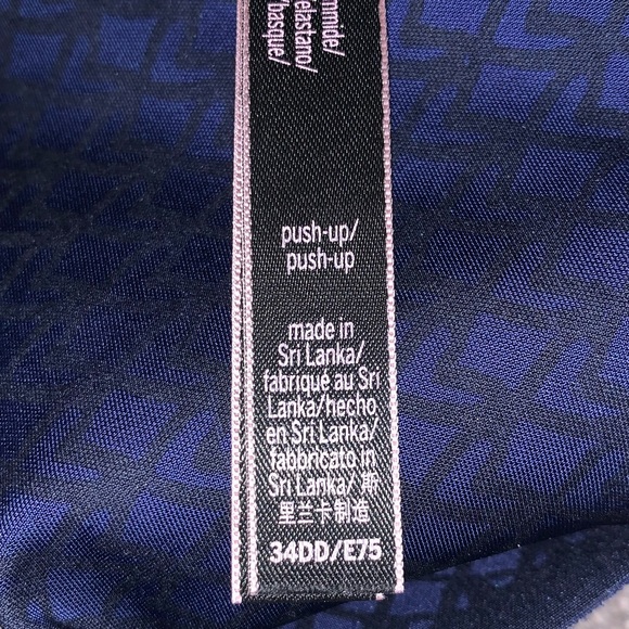 Victoria’s Secret Bra - Picture 3 of 3